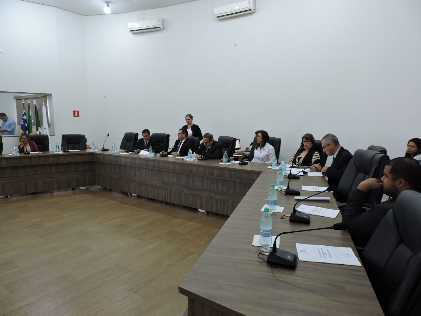 PARLAMENTARES PARTICIPAM DE AUDIÊNCIA PÚBLICA.