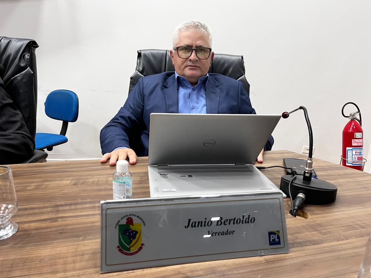 44ª Sessão Ordinária, da 1ª Sessão Legislativa, da 20ª Legislatura